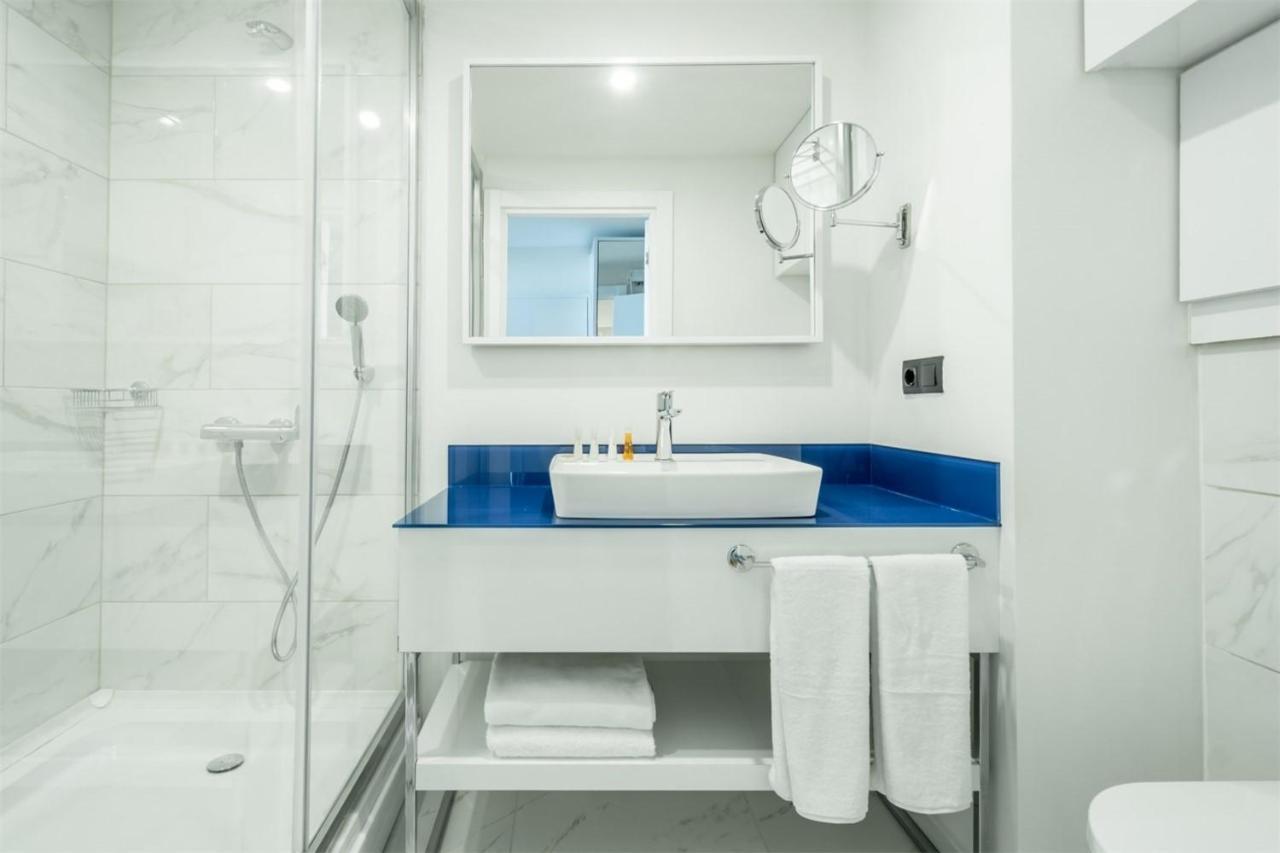 Orbi City Sea View Apartments 바투미 외부 사진