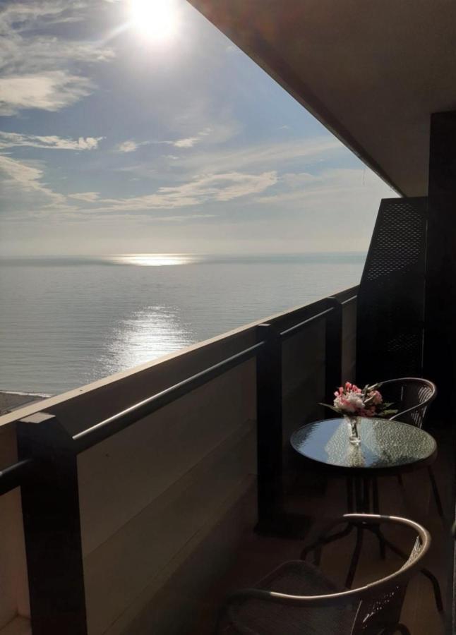 Orbi City Sea View Apartments 바투미 외부 사진