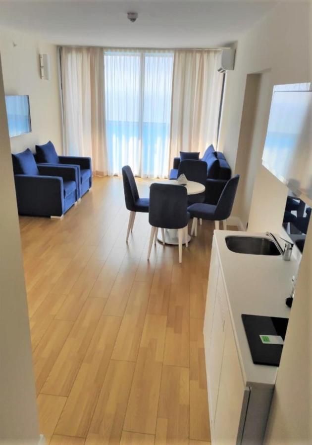 Orbi City Sea View Apartments 바투미 외부 사진