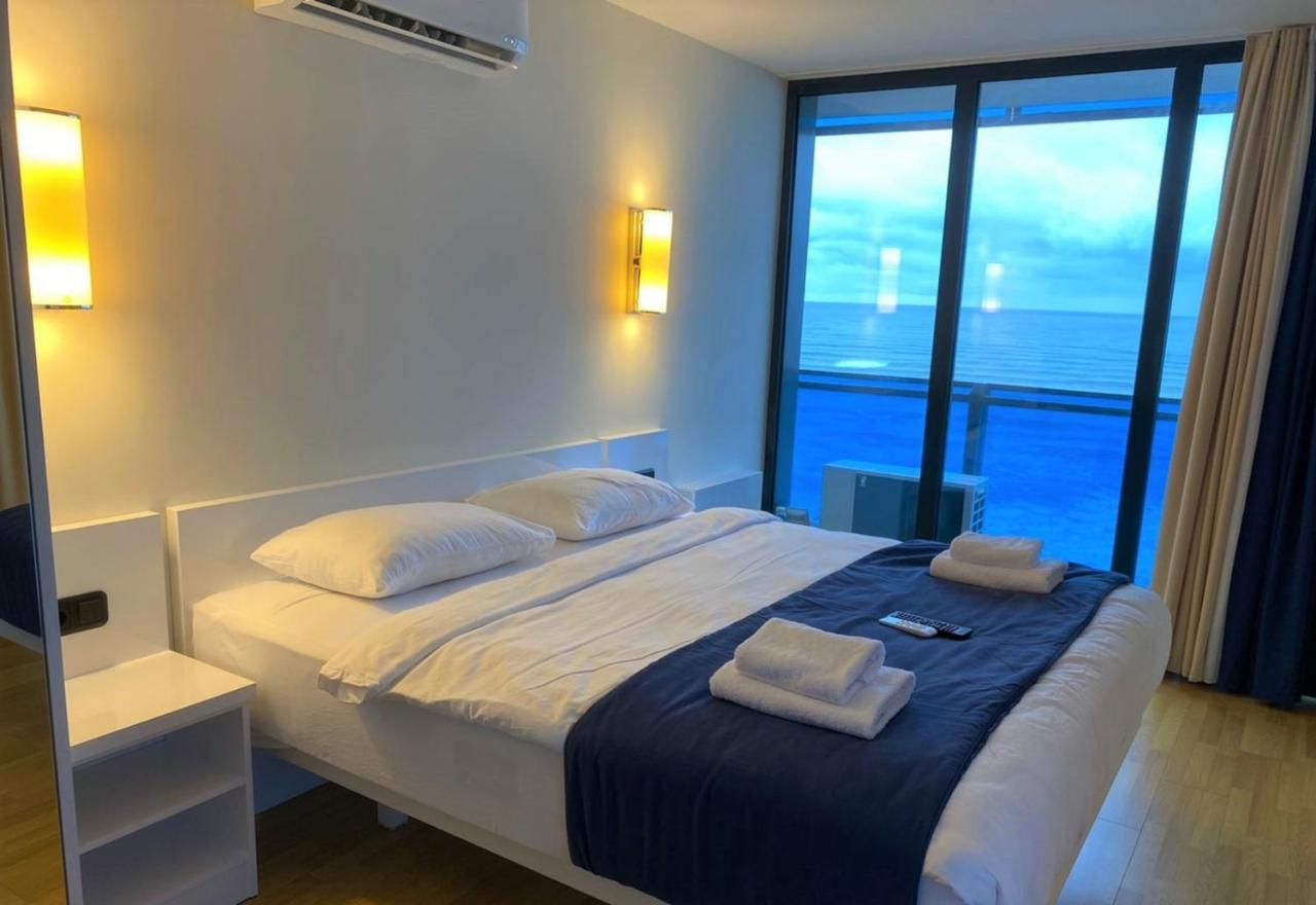 Orbi City Sea View Apartments 바투미 외부 사진
