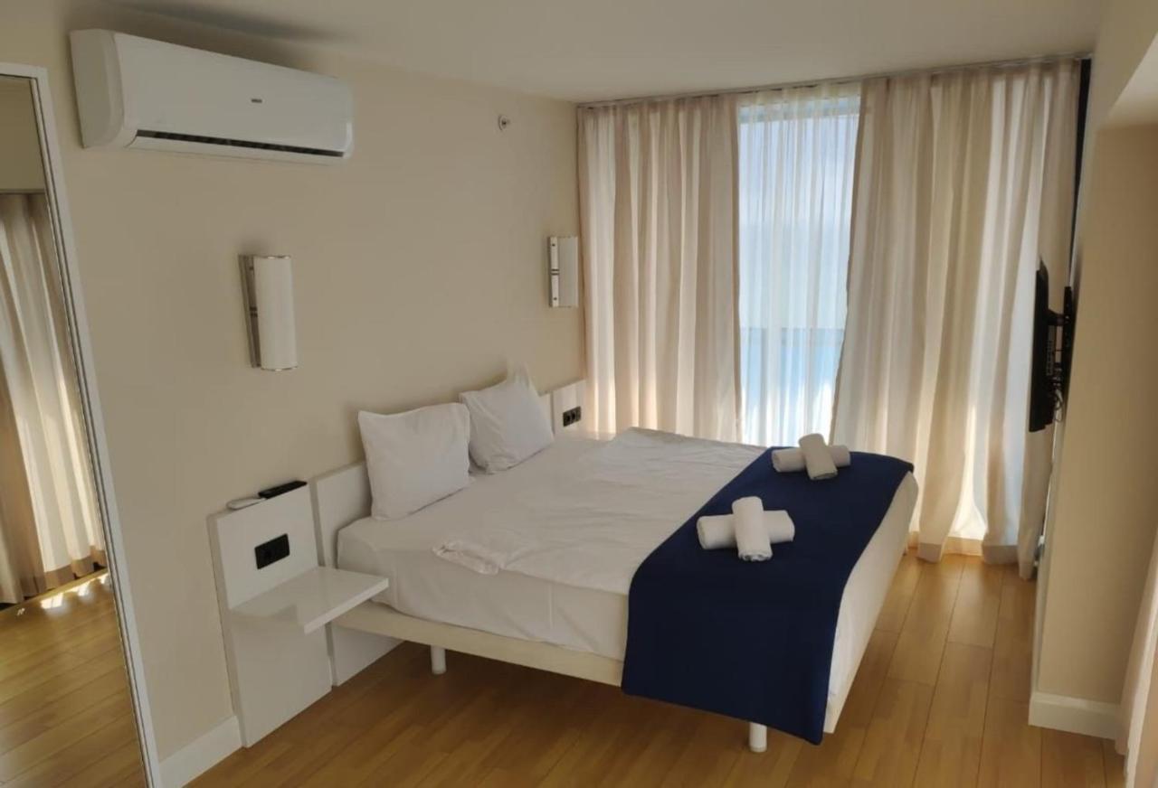Orbi City Sea View Apartments 바투미 외부 사진