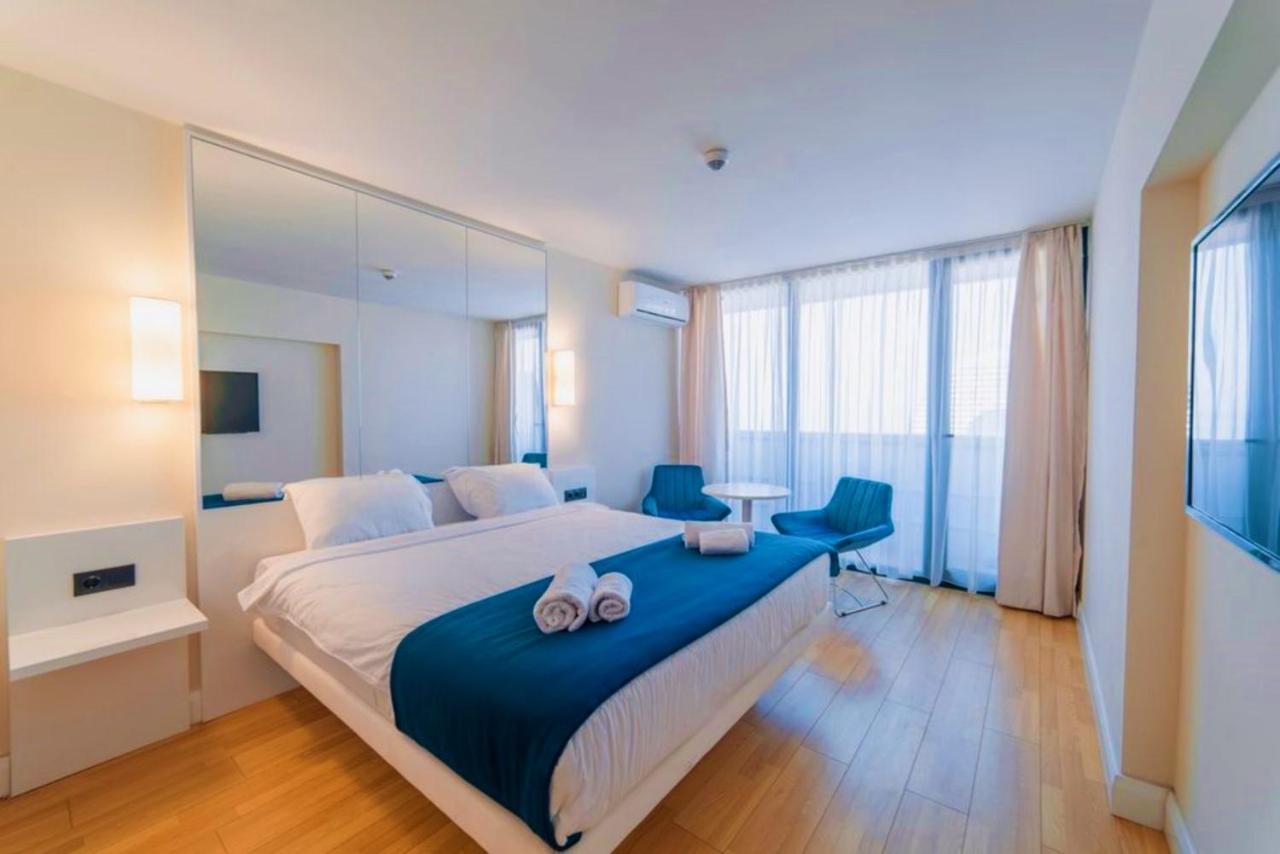 Orbi City Sea View Apartments 바투미 외부 사진